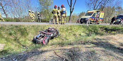 Wypadek w Sarnowie. Kierowca i pasażerka motocykla w szpitalu