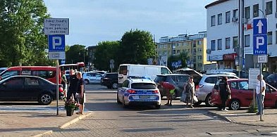 Truskawki na parkingu przy Żeromskiego denerwują czy nie? SONDA