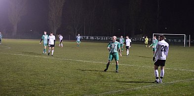 Piłkarze Bzury bezradni, Piast Przegrywa, Promyk na Relaxie-88730