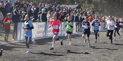 Biegali jak Lewandowski! Setki uczniów na igrzyskach w Kamionie