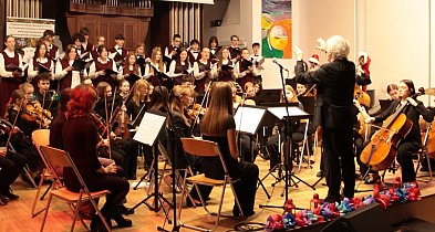 Nadzieje wolności: Szkoła Muzyczna zaprasza w poetycko-literacką podróż-88568