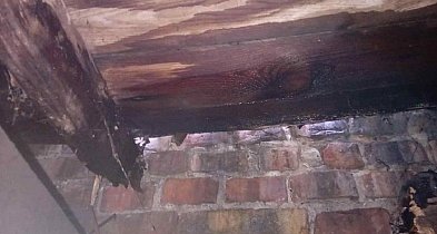 Bez dachu nad głową w Chodakowie. Kobiety z rodzinami proszą o pomoc-88652