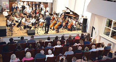 Szkoła Muzyczna zaprasza na koncert świąteczny-89979