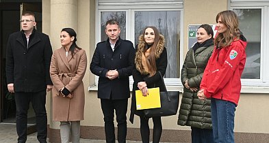 Defibrylator przy sochaczewskim Ogrodniku uroczyście przekazany-90045