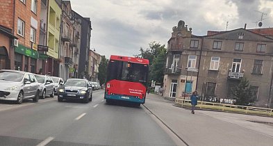 Świąteczny rozkład jazdy autobusów ZKM-90006