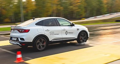 Licytacje WOŚP: szkolenie na Torze Modlin od posła Adama Orlińskiego