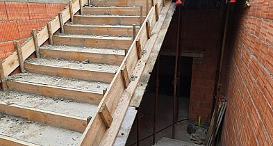 Żłobek i przedszkole w Kątach: pogoda nie sprzyja, w planach intensyfikacja