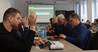 Zawirowania w radzie gminy Brochów, ważą się losy mandatu radnej