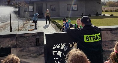 Śmigus-dyngus w powiecie sochaczewskim: lali strażacy, a nawet ksiądz