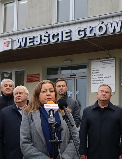 Szpital w Sochaczewie: samorządowcy apelują do premiera, chodzi o pieniądze-88811