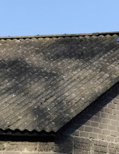 Pół na pół: azbest w Sochaczewie wciąż w grze-89253