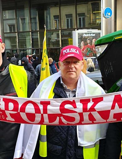 Sochaczewska delegacja na proteście rolników w Brukseli-90015