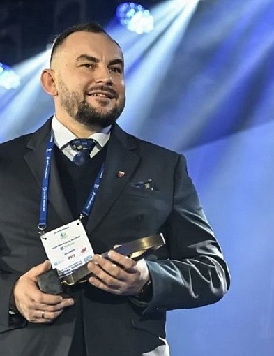 Burmistrz Daniel Janiak Liderem Samorządu