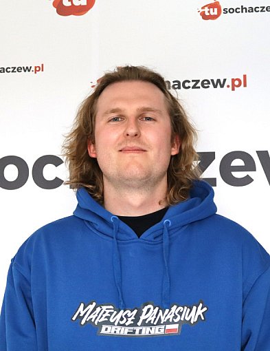 Z perkusji za kierownicę, rozmawiamy z Mateuszem Panasiukiem