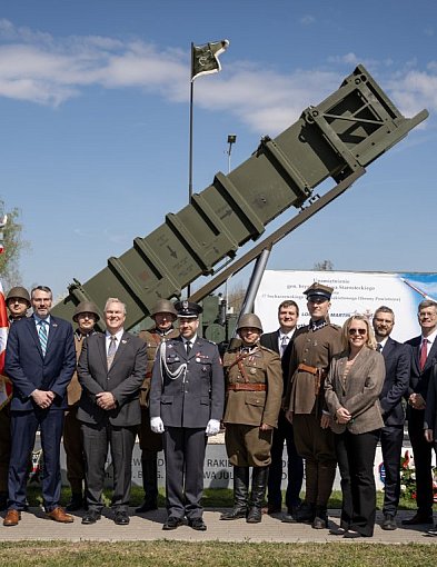 Święto 37. dywizjonu połączone z odsłonięciem pomnika generała
