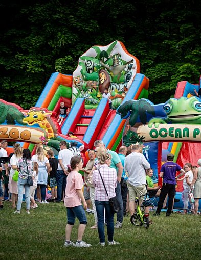 Gminny Dzień Dziecka w Teresinie: darmowe lody i wesołe miasteczko