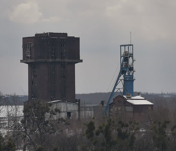 Pięcioletnie urlopy i nawet 170 tys. zł odprawy. Zmiany dla dużej grupy-87160