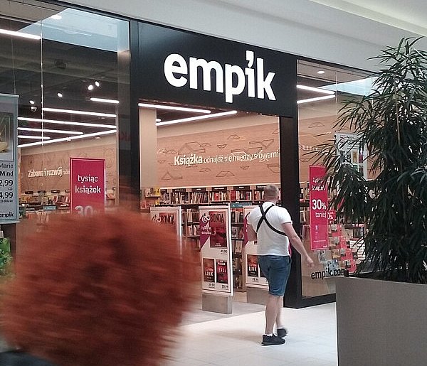 Empik pod naciskiem urzędu. Klienci dostaną gotówkę i zniżki-88116