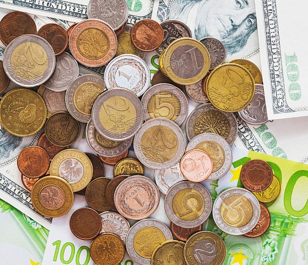 Koniec znanego kantoru internetowego. Co z poszkodowanymi po upadłości?-88371