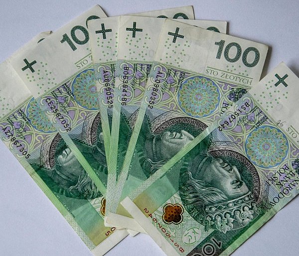 Alimenciarze zalegają miliardy złotych. Płacimy za nich wszyscy-88437