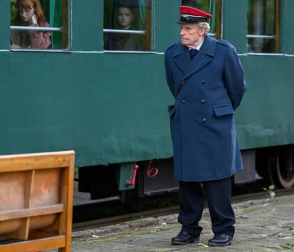 Daniel Olbrychski w Sochaczewie. Wąskotorówka planem filmowym-88808