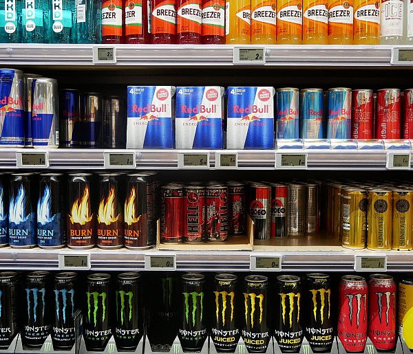 Popularne napoje pójdą ostro w górę. Rząd szykuje podwyżkę VAT-89610