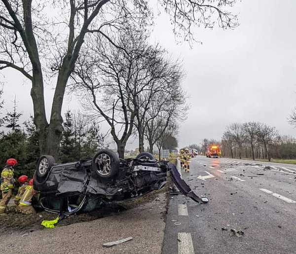 Zderzenie dwóch samochodów na DK 92 [Aktualizacja]-89739