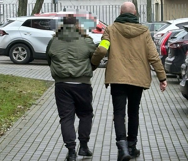 Był ścigany listem gończym, został zatrzymany przez naszych policjantów-89805