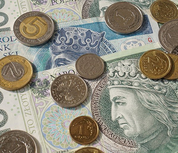 Rząd zmienia zasady wypłat wynagrodzeń. Firmy czeka nowy obowiązek-89809