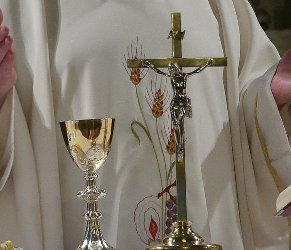 Obowiązkowe święto dla katolików. Wtedy trzeba iść do kościoła-90299