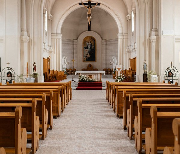 Miliony na Kościół w 2026 roku. Państwo co roku dokłada do duchownych-90325