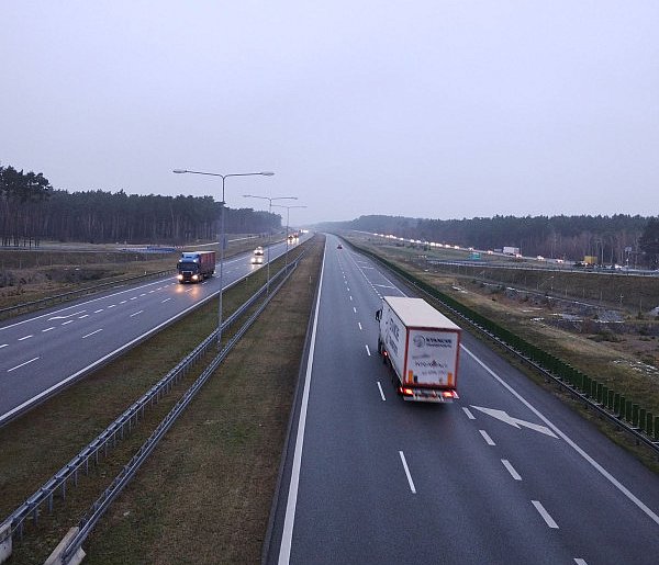 Lipiec przyniesie nowy obowiązek. Kierowcy będą musieli to mieć-90645