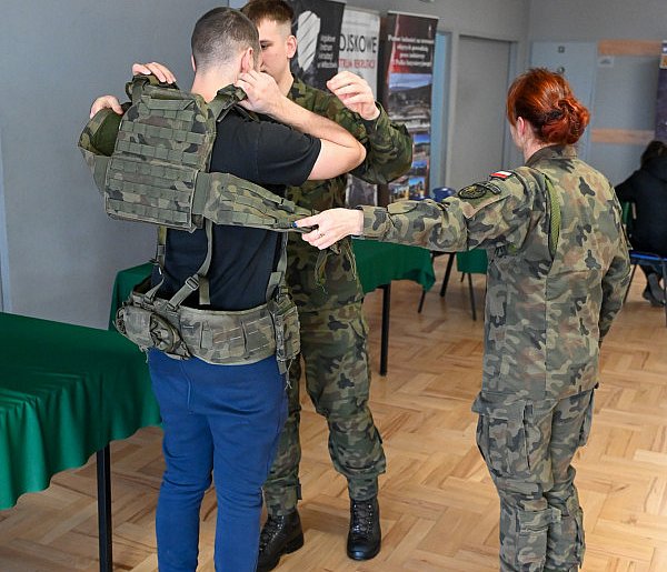 Wojsko wzywa Polaków na komisje. Chodzi głównie o te roczniki-90663