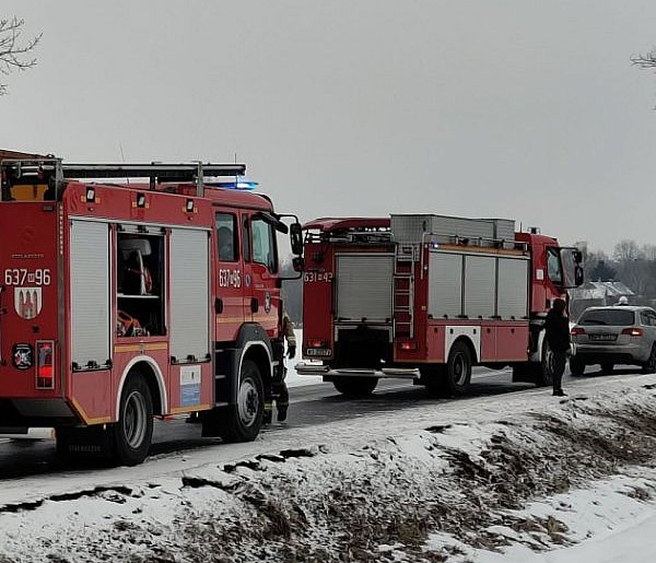 Pilne: jest bardzo ślisko, wiele zdarzeń w powiecie