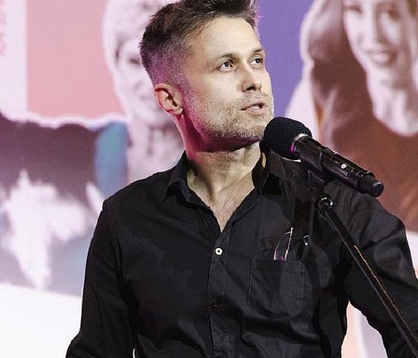 Maciej Zakościelny z koncertem dla pań w Kampinosie