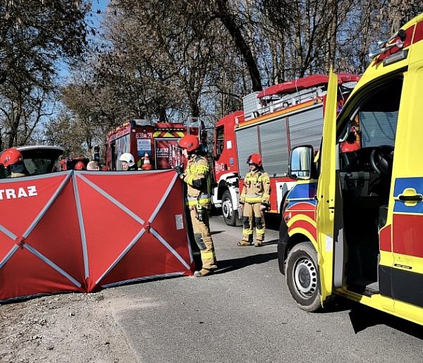 Wypadek w Żukowie. Kierowca zabrany do szpitala