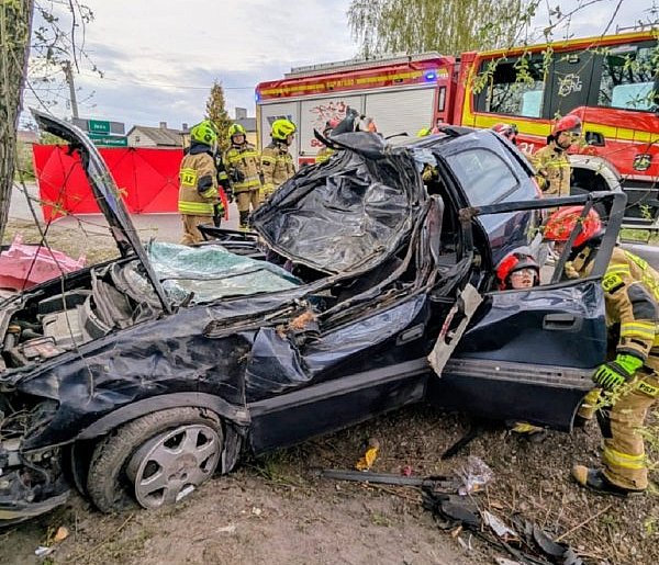 Czarny weekend. Śmiertelna ofiara wypadku w Józinie