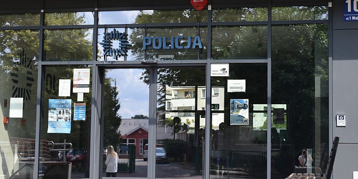 Teresin: kradzież, pościg i strzały ostrzegawcze, w tle ranny policjant