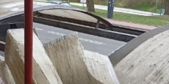 Wszedł na wiatę przy Traugutta, zerwał dach, wróci do Ukrainy