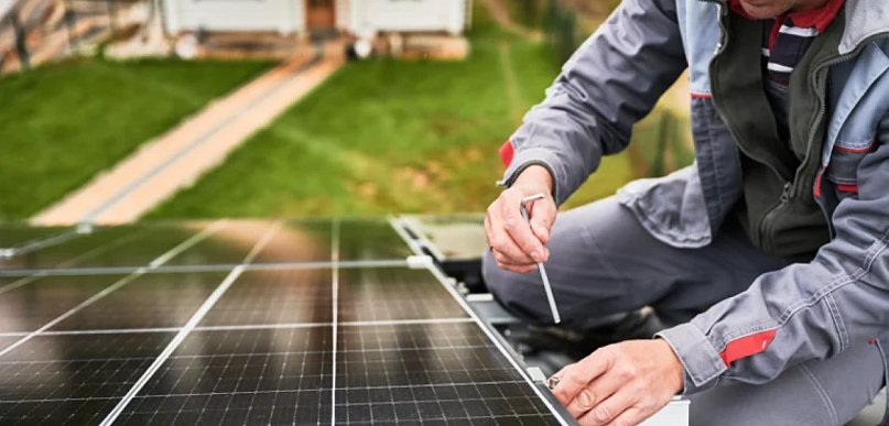 Konstrukcje pod fotowoltaikę w kompleksowych realizacjach PV