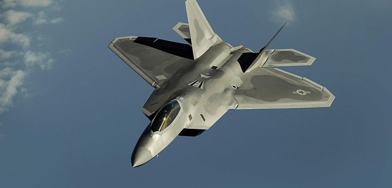 Uwaga: szkoleniowe loty samolotów ponaddźwiękowych