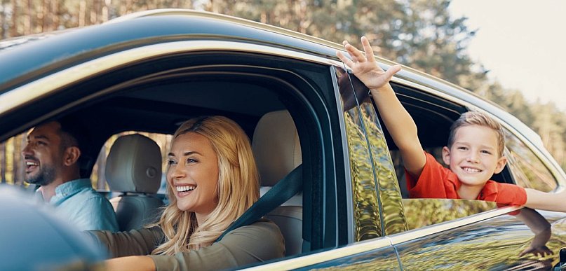 Wynajem auta w Warszawie na jeden dzień: Jak zaplanować trasę, by zobaczyć najważn