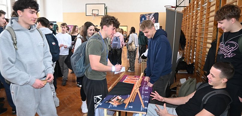 Targi akademickie w Sochaczewie: by młodzi wybierali świadomie