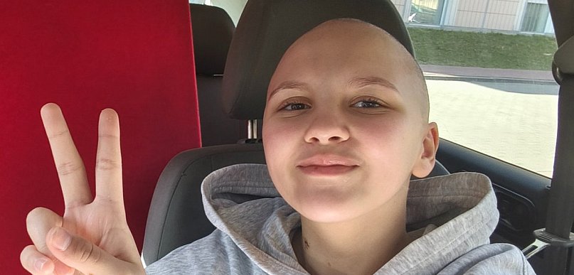 Lenka w nierównej walce z nowotworem, jest prośba o wsparcie