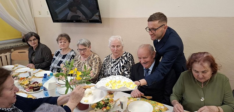 W Rybnie odbyło się spotkanie wielkanocne dla seniorów