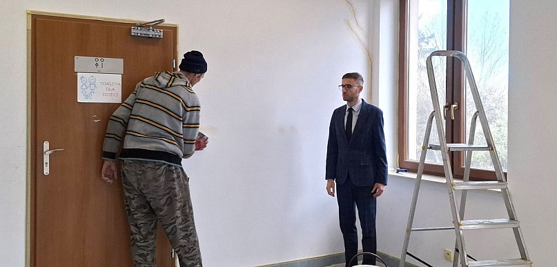 Gminna Biblioteka Publiczna w Rybnie odzyskuje blask