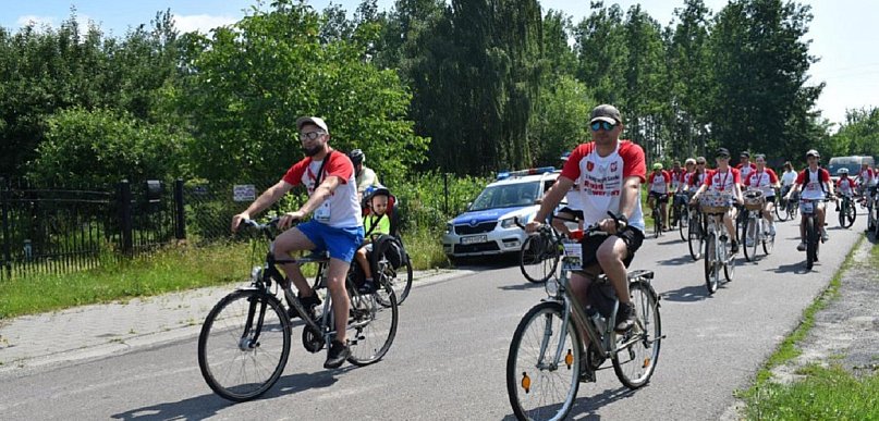 Integracyjny sołecki rajd rowerowy Czerwonki po raz piąty