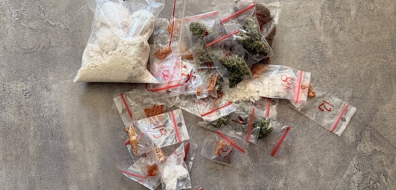 Chciał przekupić policjantów narkotykami. 33-letni Sochaczewianin w areszcie