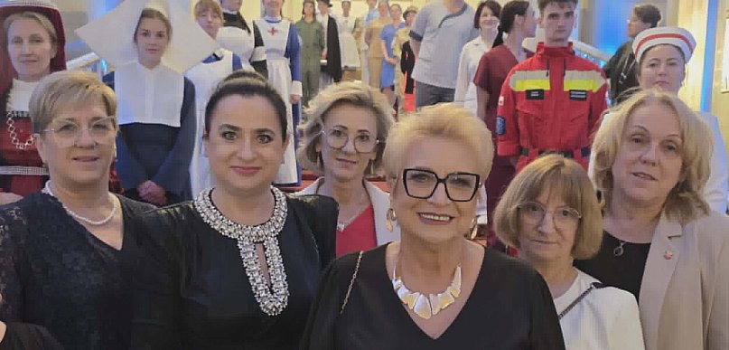 Pielęgniarki i położne ze szpitala w Sochaczewie docenione