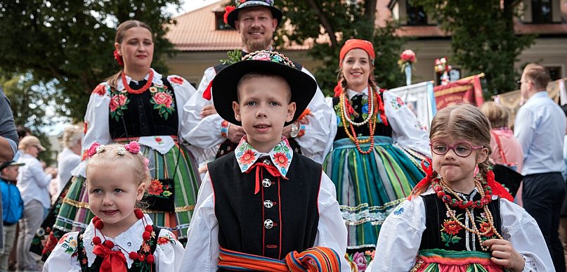Boże Ciało w Łowiczu: tu łączy się religia z tradycją